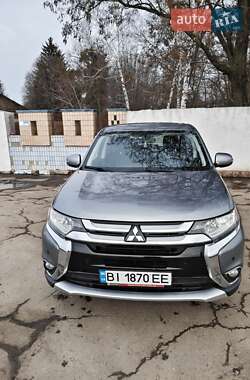 Позашляховик / Кросовер Mitsubishi Outlander 2017 в Полтаві