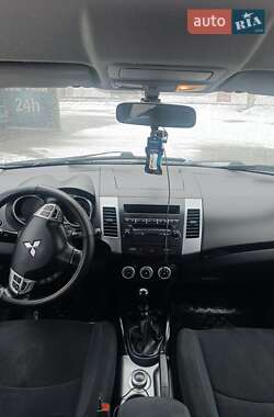 Внедорожник / Кроссовер Mitsubishi Outlander 2007 в Сколе