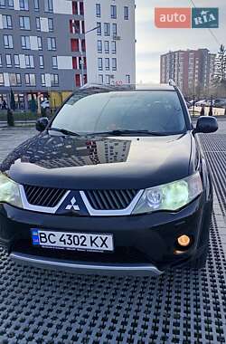 Внедорожник / Кроссовер Mitsubishi Outlander 2007 в 