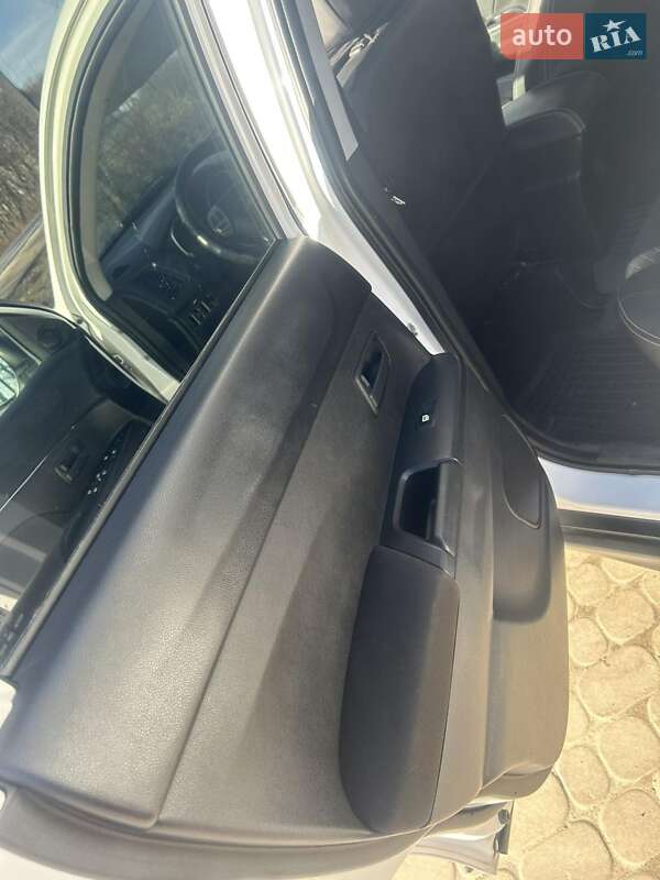 Позашляховик / Кросовер Mitsubishi Outlander 2012 в Теребовлі