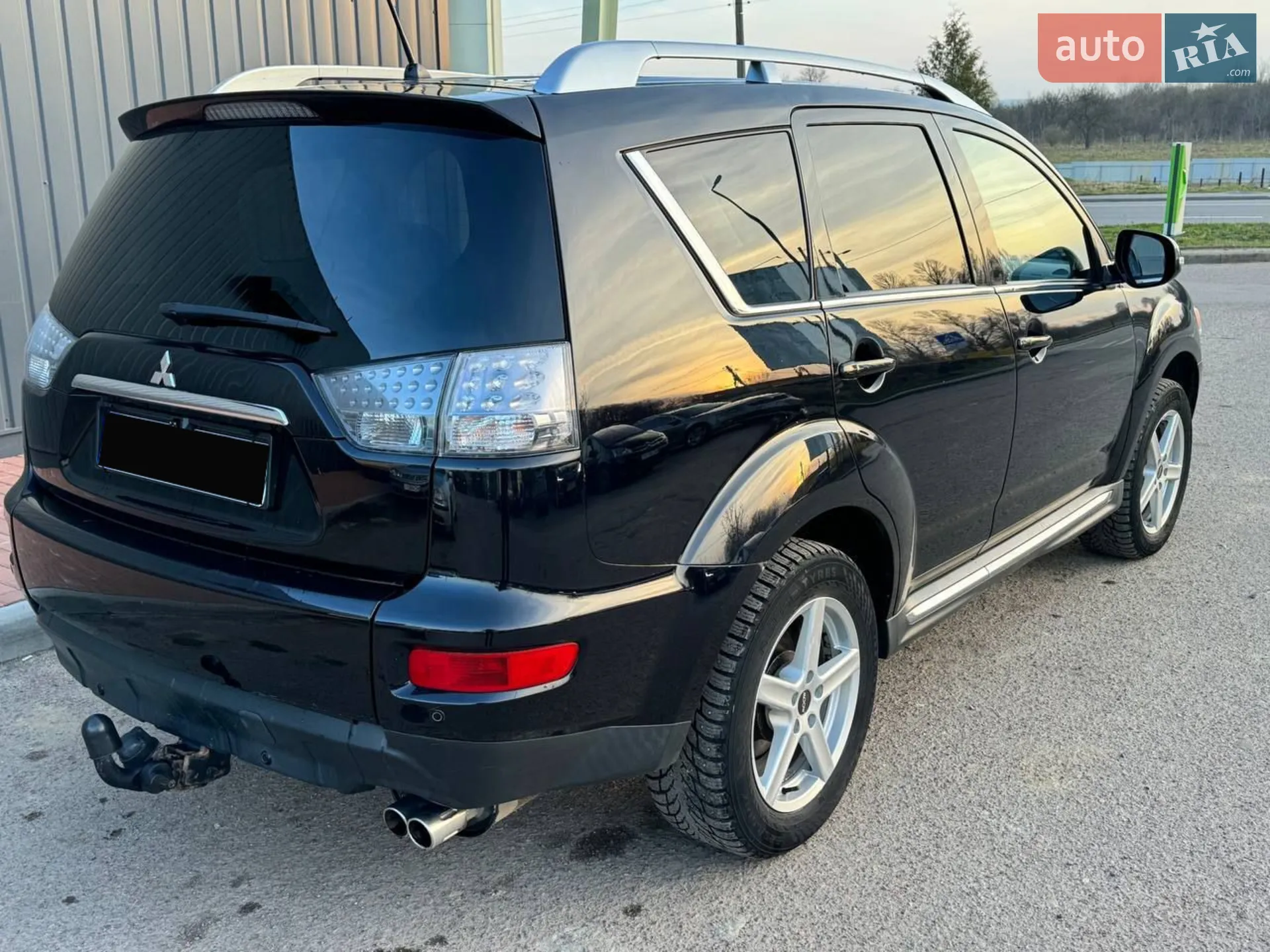 2010 Mitsubishi Outlander - мініатюра 9