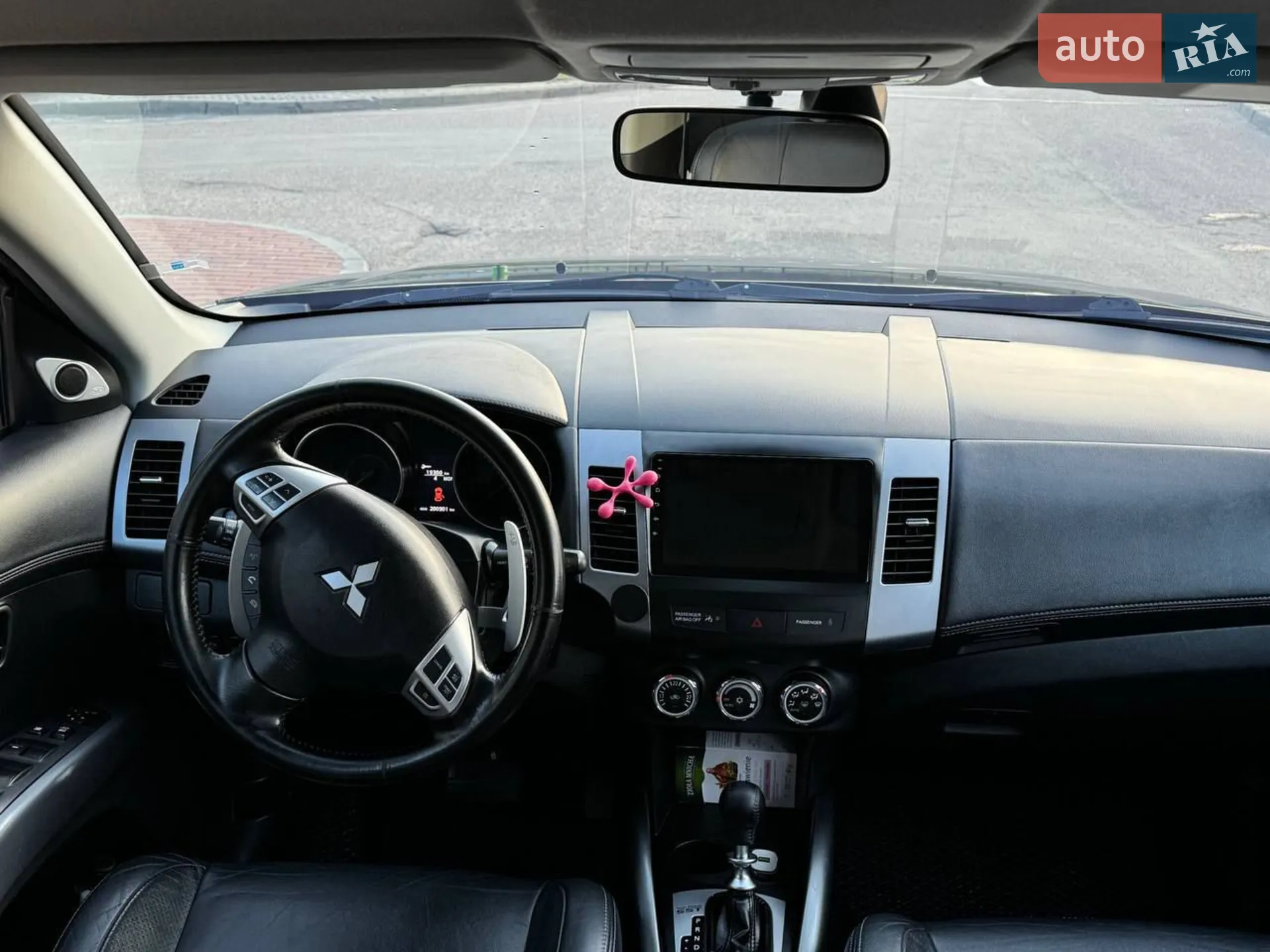 2010 Mitsubishi Outlander - мініатюра 11