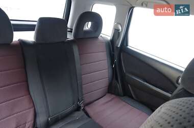 Внедорожник / Кроссовер Mitsubishi Outlander 2003 в 
