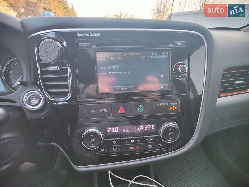 Позашляховик / Кросовер Mitsubishi Outlander 2014 в Києві фото 10 Позашляховик / Кросовер Mitsubishi Outlander 2014 в Києві