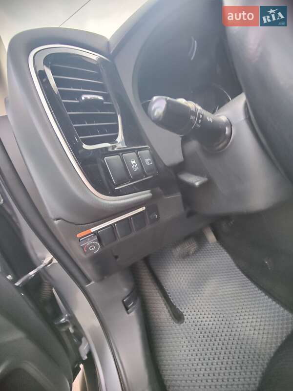 Позашляховик / Кросовер Mitsubishi Outlander 2014 в Києві фото 8 Позашляховик / Кросовер Mitsubishi Outlander 2014 в Києві