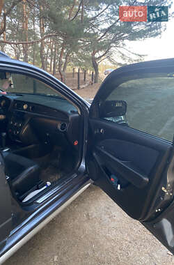 Внедорожник / Кроссовер Mitsubishi Outlander 2010 в 