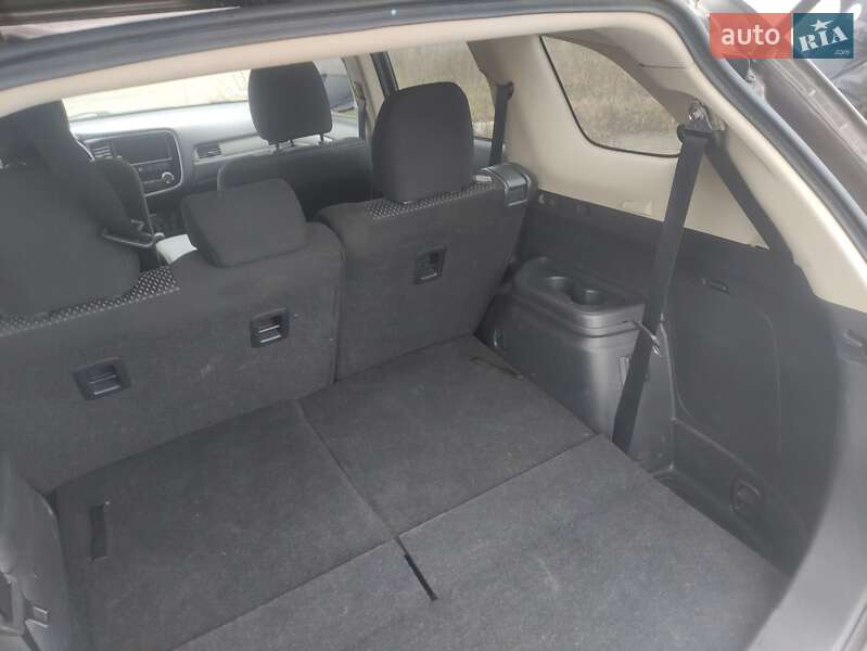 Внедорожник / Кроссовер Mitsubishi Outlander 2018 в Черкассах