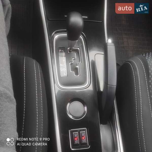 Позашляховик / Кросовер Mitsubishi Outlander 2017 в Хмельницькому