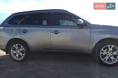 Внедорожник / Кроссовер Mitsubishi Outlander 2013 в Тернополе