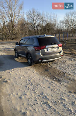 Позашляховик / Кросовер Mitsubishi Outlander 2018 в Дніпрі