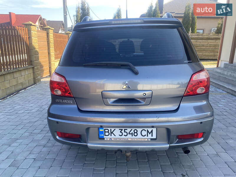 Внедорожник / Кроссовер Mitsubishi Outlander 2006 в Ровно