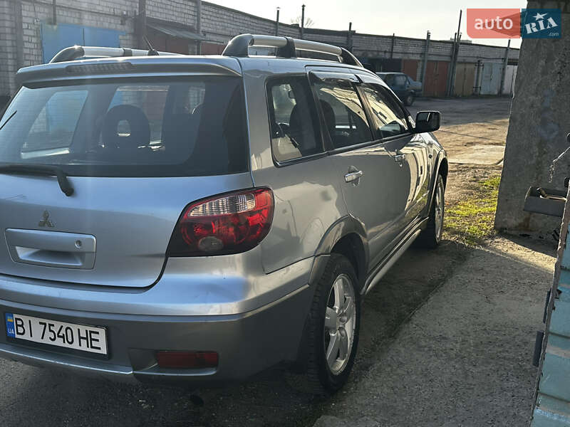 Внедорожник / Кроссовер Mitsubishi Outlander 2006 в Кременчуге