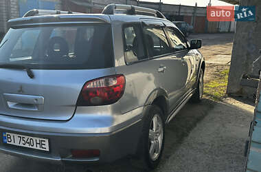 Внедорожник / Кроссовер Mitsubishi Outlander 2006 в 