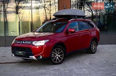 Внедорожник / Кроссовер Mitsubishi Outlander 2014 в Киеве