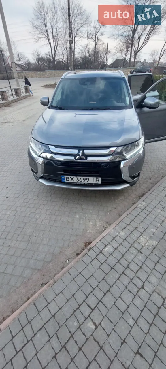 2016 Mitsubishi Outlander - мініатюра 43