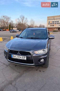 Позашляховик / Кросовер Mitsubishi Outlander 2011 в Кропивницькому