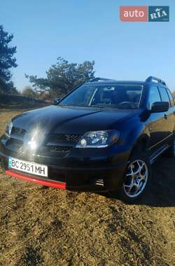 Позашляховик / Кросовер Mitsubishi Outlander 2003 в Яворові