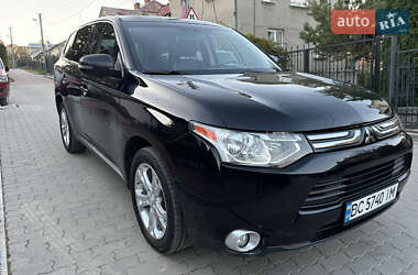 Внедорожник / Кроссовер Mitsubishi Outlander 2013 в Львове