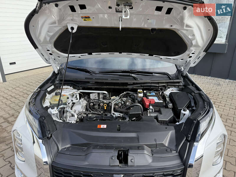 Позашляховик / Кросовер Mitsubishi Outlander 2022 в Києві