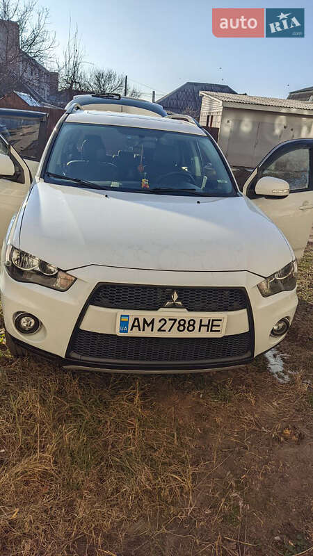 Mitsubishi Outlander 2010