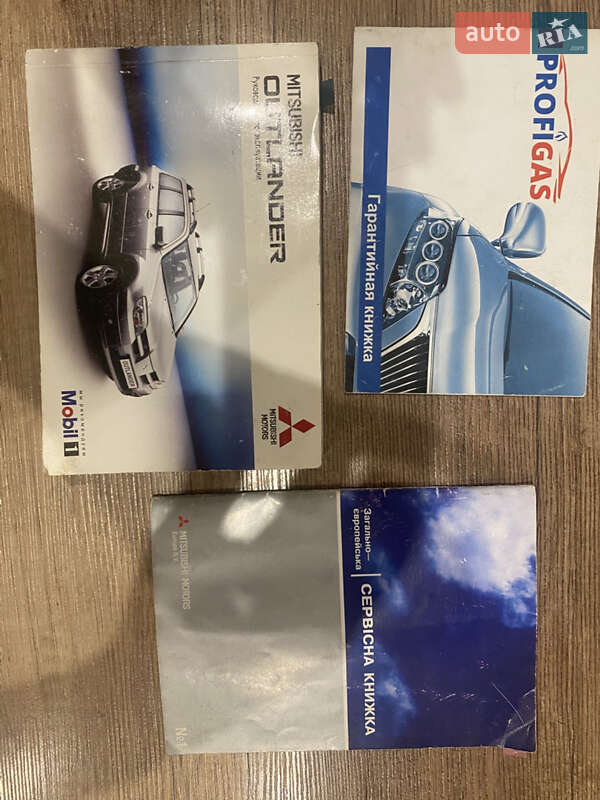 Внедорожник / Кроссовер Mitsubishi Outlander 2006 в Ровно