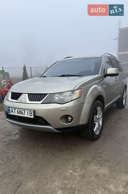 Позашляховик / Кросовер Mitsubishi Outlander 2007 в Буковеле