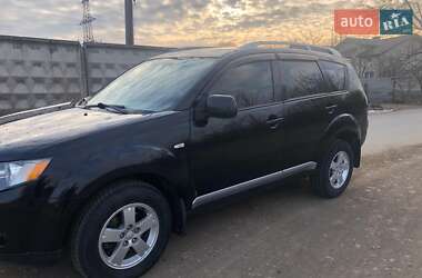 Внедорожник / Кроссовер Mitsubishi Outlander 2008 в 