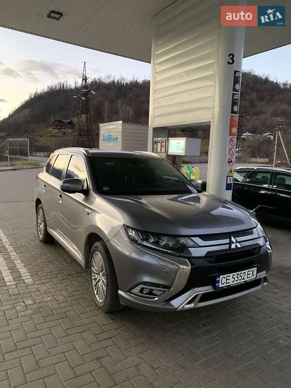 Mitsubishi Outlander 2019