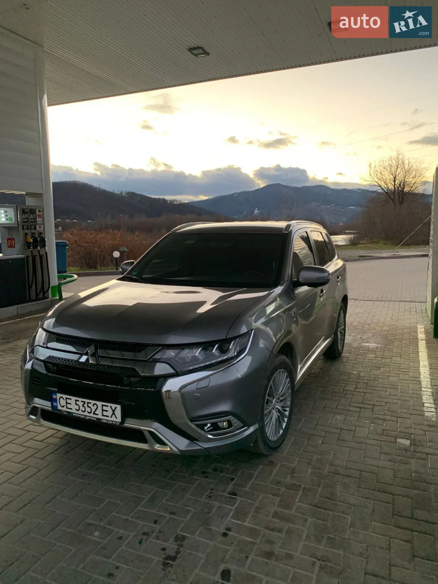 2019 Mitsubishi Outlander - мініатюра 4
