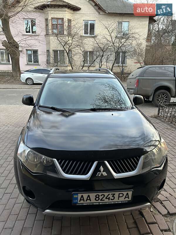 Mitsubishi Outlander 2008