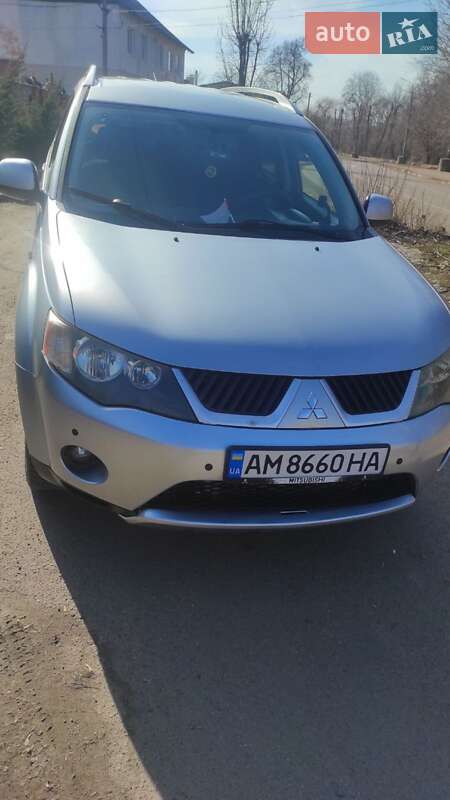 Позашляховик / Кросовер Mitsubishi Outlander 2007 в Коростені