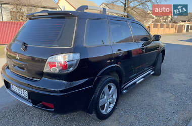 Позашляховик / Кросовер Mitsubishi Outlander 2006 в 