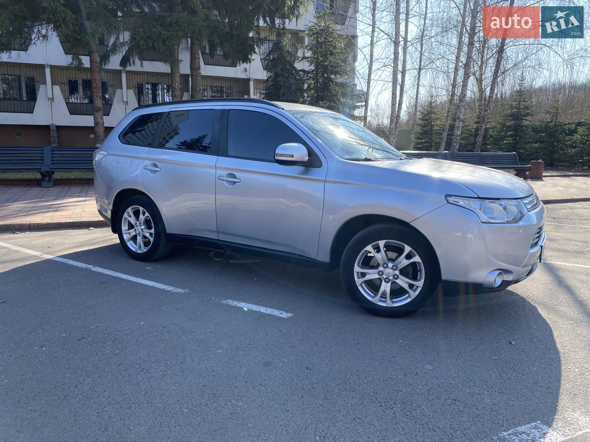 2013 Mitsubishi Outlander - мініатюра 2