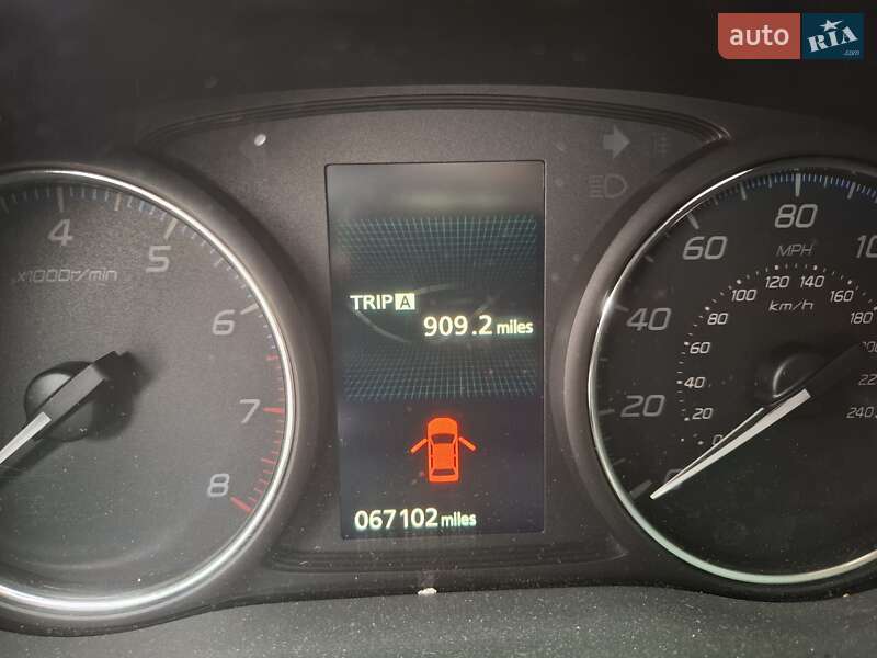 Внедорожник / Кроссовер Mitsubishi Outlander 2015 в Одессе фото 14 Внедорожник / Кроссовер Mitsubishi Outlander 2015 в Одессе