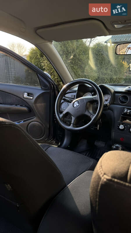 Внедорожник / Кроссовер Mitsubishi Outlander 2007 в Черновцах фото 13 Внедорожник / Кроссовер Mitsubishi Outlander 2007 в Черновцах