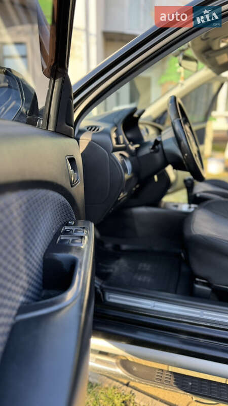 Внедорожник / Кроссовер Mitsubishi Outlander 2007 в Черновцах фото 22 Внедорожник / Кроссовер Mitsubishi Outlander 2007 в Черновцах