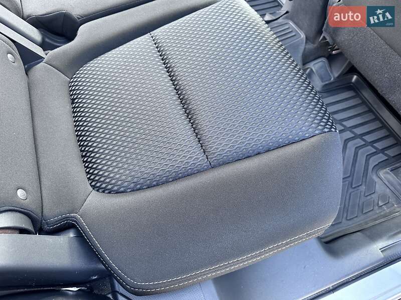 Внедорожник / Кроссовер Mitsubishi Outlander 2018 в Киеве