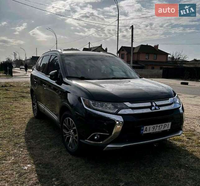 Mitsubishi Outlander 2015