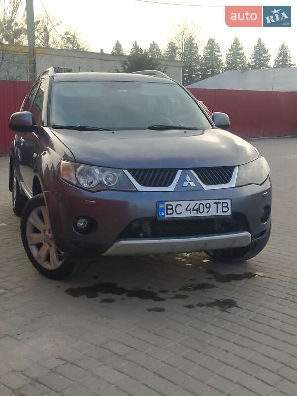 Mitsubishi Outlander 2008