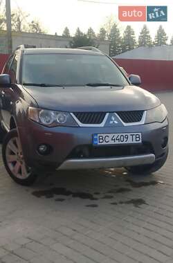 Позашляховик / Кросовер Mitsubishi Outlander 2008 в 