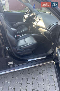 Внедорожник / Кроссовер Mitsubishi Outlander 2009 в 