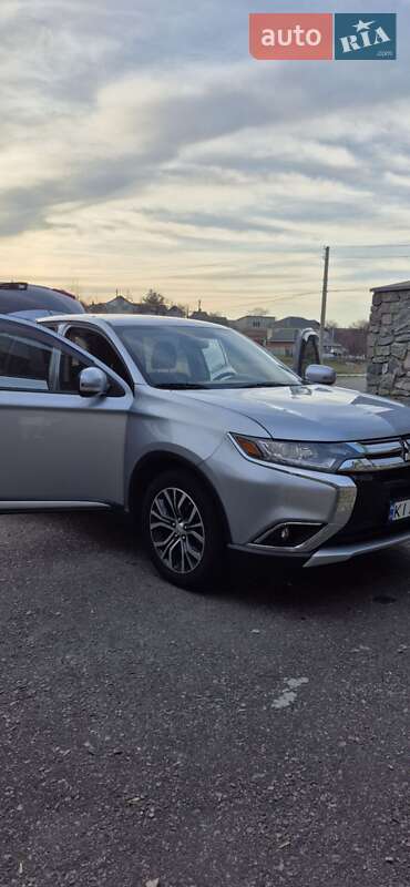 Внедорожник / Кроссовер Mitsubishi Outlander 2015 в Белой Церкви фото 43 Внедорожник / Кроссовер Mitsubishi Outlander 2015 в Белой Церкви