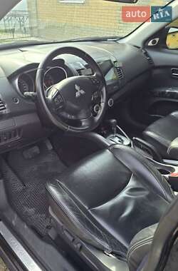 Внедорожник / Кроссовер Mitsubishi Outlander 2008 в 