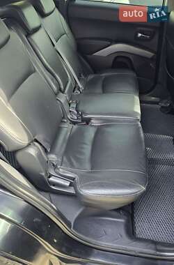 Внедорожник / Кроссовер Mitsubishi Outlander 2008 в 