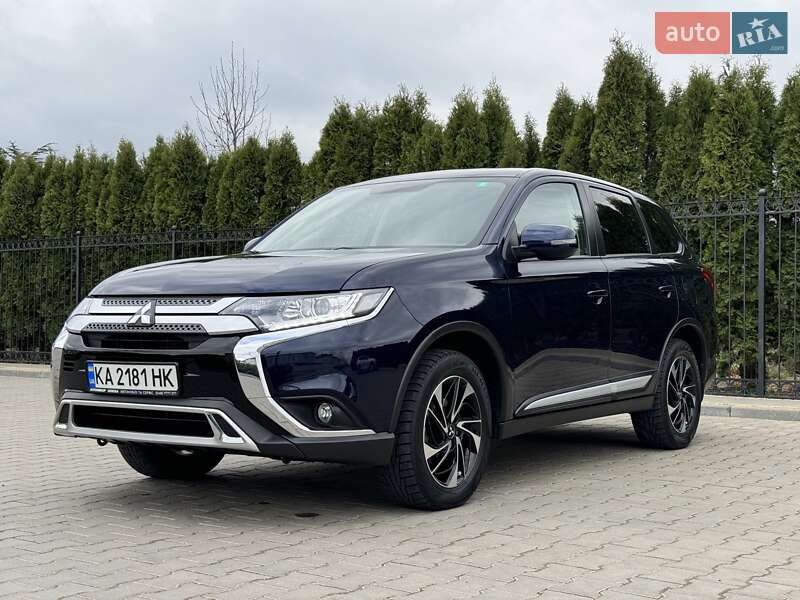 Позашляховик / Кросовер Mitsubishi Outlander 2021 в Одесі