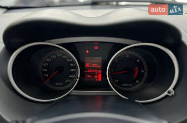Внедорожник / Кроссовер Mitsubishi Outlander 2007 в 