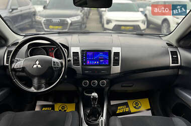 Внедорожник / Кроссовер Mitsubishi Outlander 2007 в 