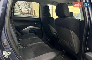 Внедорожник / Кроссовер Mitsubishi Outlander 2007 в 