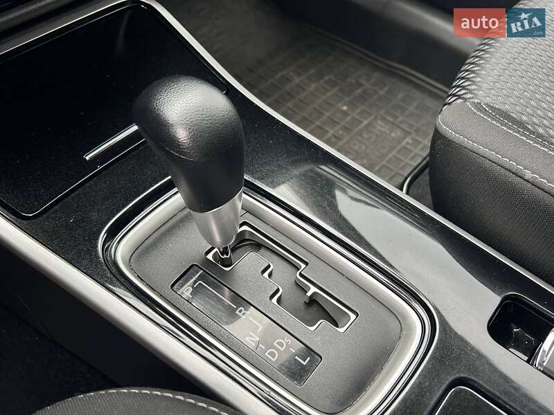 Позашляховик / Кросовер Mitsubishi Outlander 2018 в Одесі