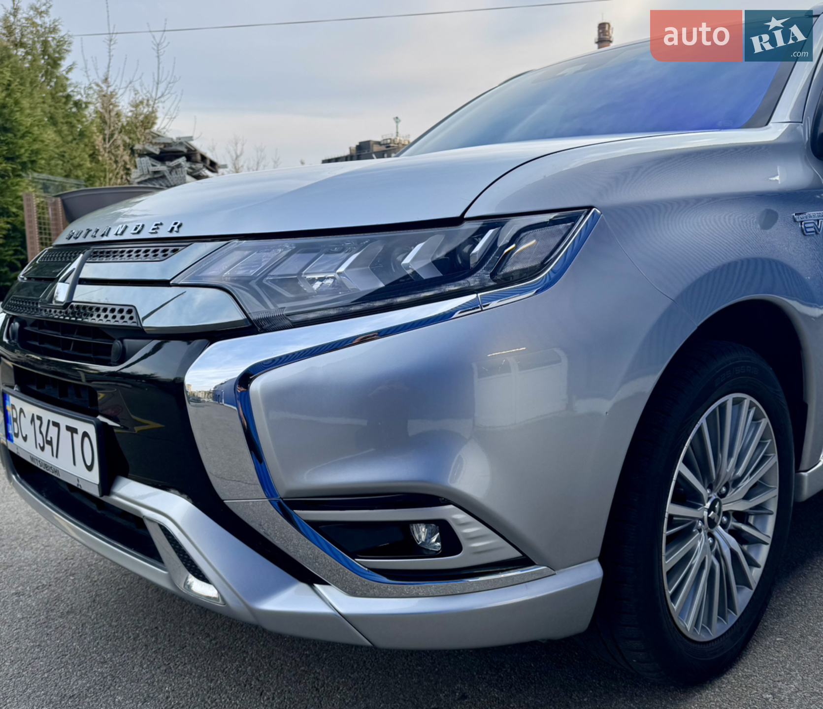 2020 Mitsubishi Outlander - мініатюра 25